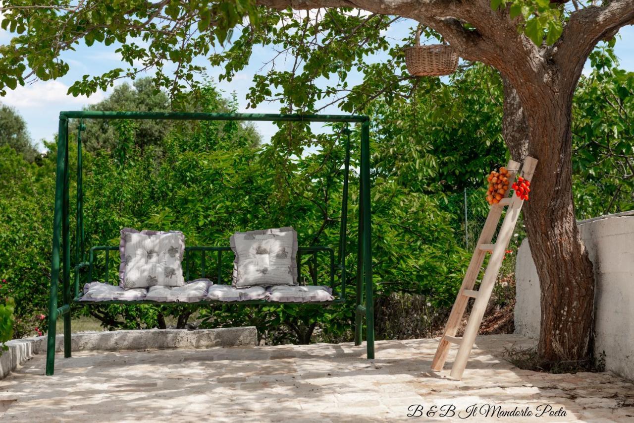 Bed and Breakfast Il Mandorlo Poeta Остуни Экстерьер фото
