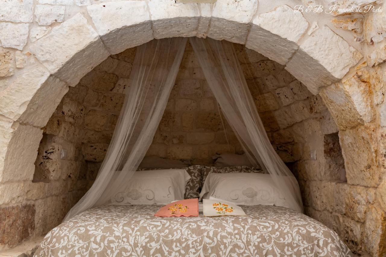 Bed and Breakfast Il Mandorlo Poeta Остуни Экстерьер фото