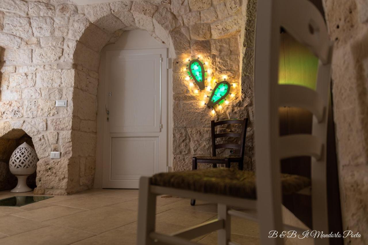 Bed and Breakfast Il Mandorlo Poeta Остуни Экстерьер фото